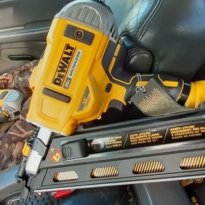Dewalt 20v brushless framing nailer